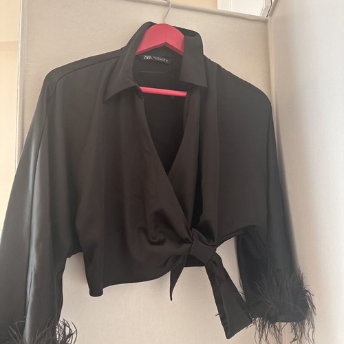 Zara satin shirt with feather cuffs like new, size S