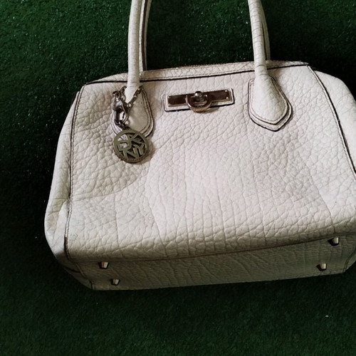 DKNY collectible handbag white and gold like new
