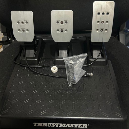 Thrustmaster T248 Force Feedback Racing Wheel like new for PS4 PC PS5