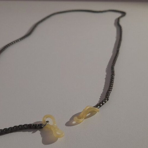 Glasses chain like new, black
