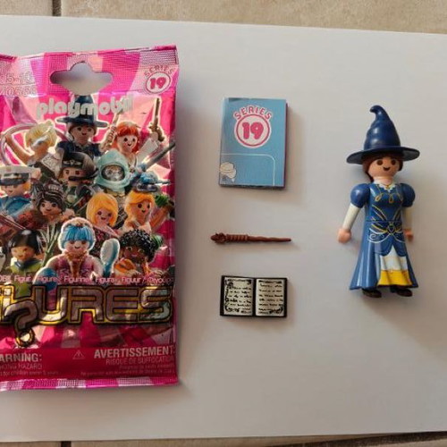 Playmobil 70566 Series 19 Witch new