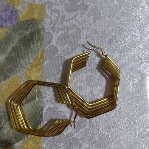Earrings like new, Greek boutique, gold tone