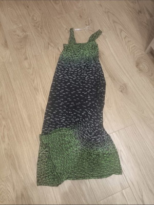 Maxi dress Caldera new, black and green, medium size, beach fabric, side slit