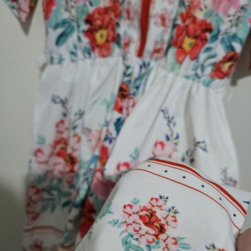 Floral dress Shein new, white multicolor, size S