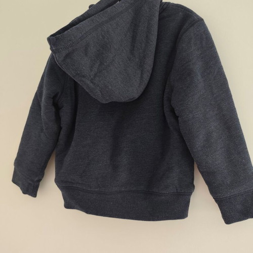 Gap jacket for boy 5 years like new with fur lining