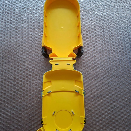 Minion Stuart Plastic Carrying Case used