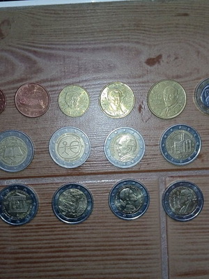Greek coin collection new with rare 2 euro coins