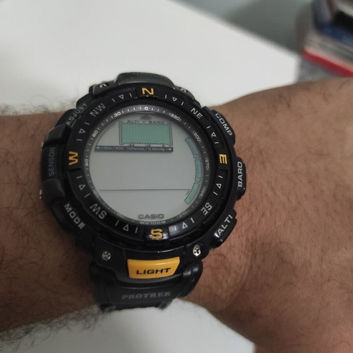 Casio ProTrek PRG-40 men's watch used, black, not working