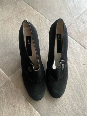 Marc Jacobs pumps like new, black suede with 10 cm heel