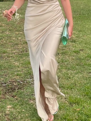 Nash dress size M like new, beige satin with V neckline