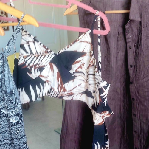 Modern cotton clothing bundle small, like new, beige and brown