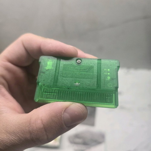 Pokemon Emerald used CIB USA Edition