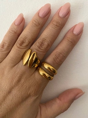 Steel rings couple worn twice, gold color