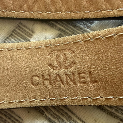 Chanel belt like new, black leather with soft alcantara inside, size 100-40