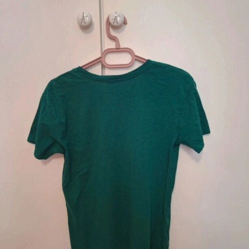 Pink Woman green women's T-shirt size M