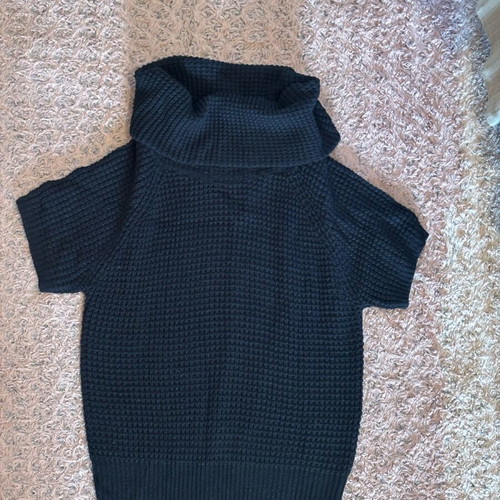 Esmara black sweater with thick knit, wide collar, size L like new