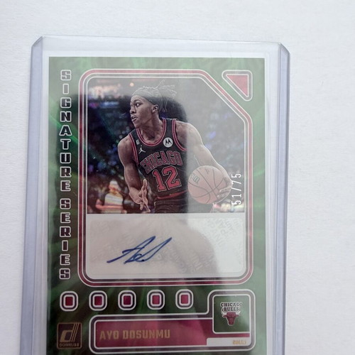 2023-24 Panini Donruss Ayo Dosunmu Green Laser Signature Series Auto