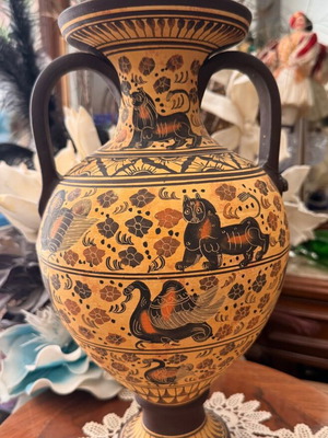 Amphora Corinthian Period Museum Replica like new