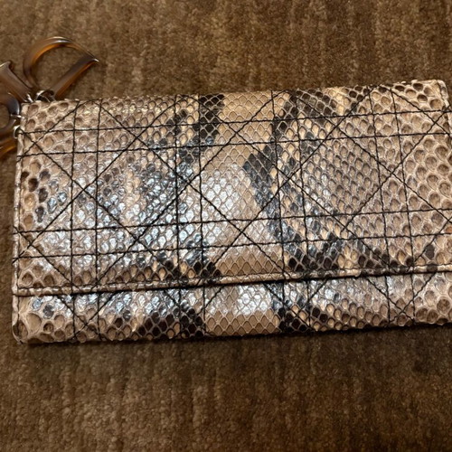 Christian Dior Lady Dior Cannage leather wallet like new, beige brown