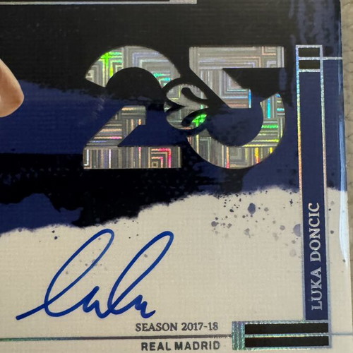 Luka Doncic On Card Auto /25 Basketball Card