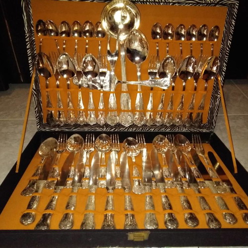 Suitcase with 52-piece silver-plated cutlery set new