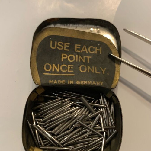 Gramophone needles used
