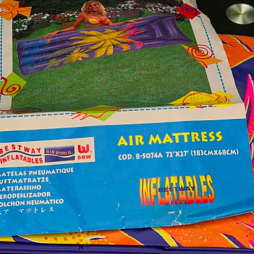 Vintage 1980 Inflatable Beach Mattress unused, 183 x 68 cm