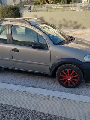Citroen C3 XTR 2008 μεταχειρισμένο, σπορ με μαύρες μπάρες
