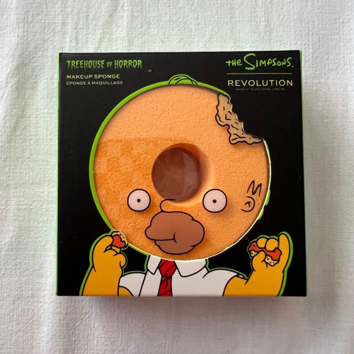 Makeup Revolution Homer Makeup Sponge new