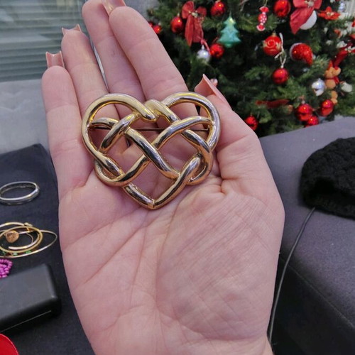 Heart pin used, vintage gold piece