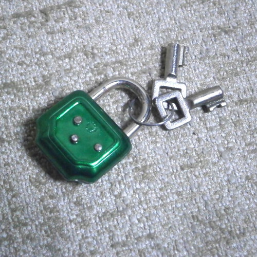 Padlocks new, pack of 7 vintage from Czechoslovakia, Germany and Taiwan