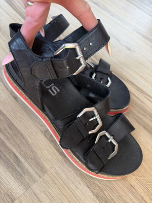 Mjus leather women's sandals size 38 like new, black