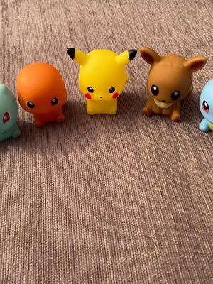 Pokemon faces like new, 5 different designs