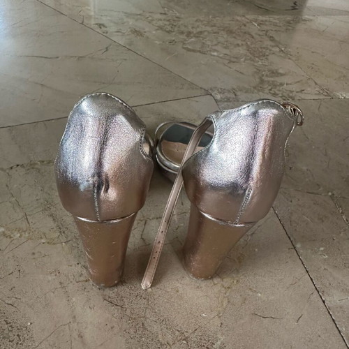 Stefania sandals used, rose gold heel, size 39