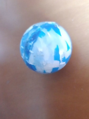 Bouncy plastic ball like new