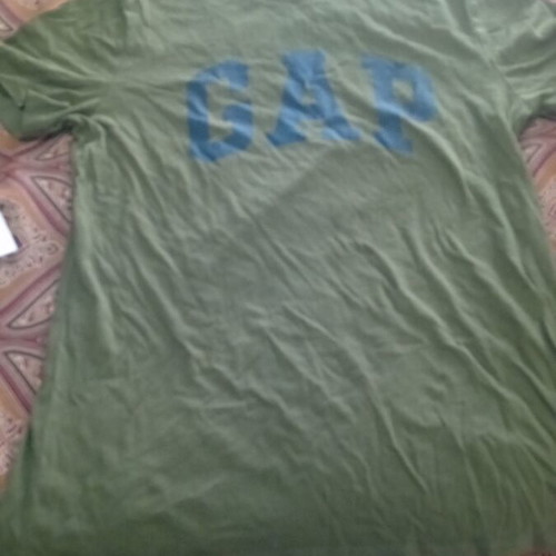 Gap t-shirt green like new, size S
