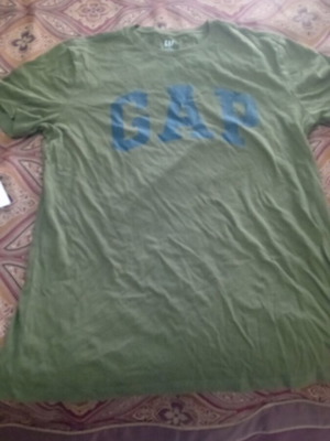 Gap t-shirt green like new, size S