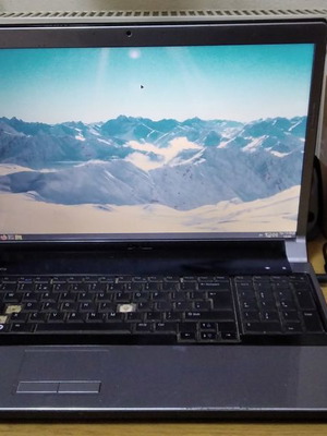 Laptop 17" Dell studio 1735