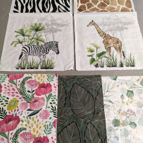 Craft napkins new, 5 different designs, regular size