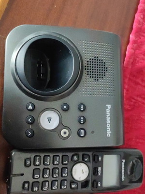 Panasonic KX-TG7220G cordless phone used for repair or spare parts