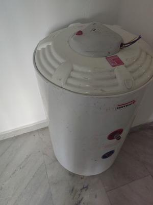 Electric water heater Pyramis 80 lt used