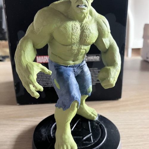 Marvel Stan Lee action figure and Hulk statue new