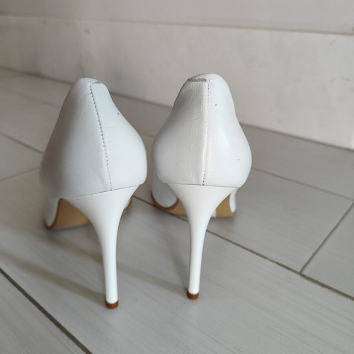 Vintage white pointed heels Italy new, leather