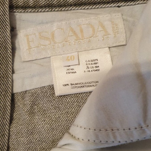 Escada gray denim skirt medium new