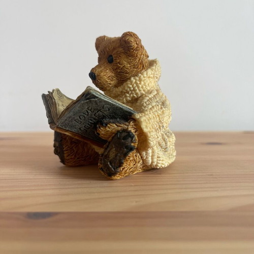 Boyds Bears & Friends collectible decorative figure bear reading new