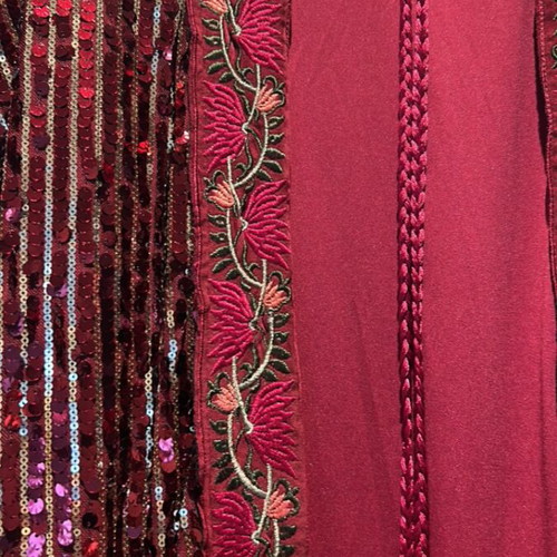 Lily Rose coat like new, size Medium, burgundy with gold