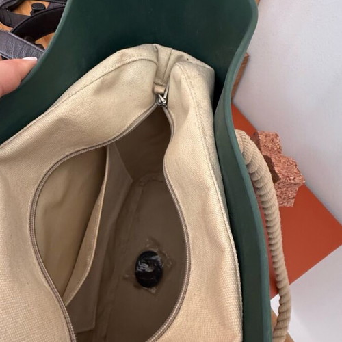 O bag green tote bag with interchangeable handles like new