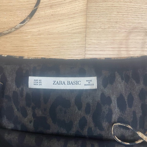 Satin leopard top Zara like new with black lace detail