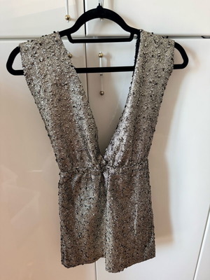 Nidodileda dress like new, gold, size S
