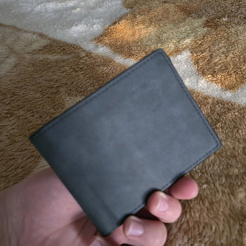 Men's wallet black like new